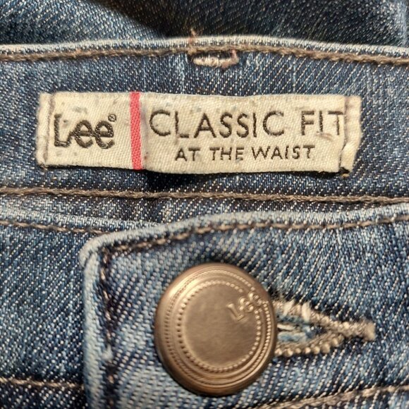 Lee Classic Fit Straight Leg Jeans Size 18 straight measures 39x29 high rise Mom - Picture 9 of 13